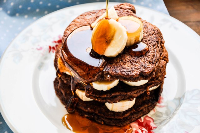 Mandel-Schoko-Pancakes mit Banane